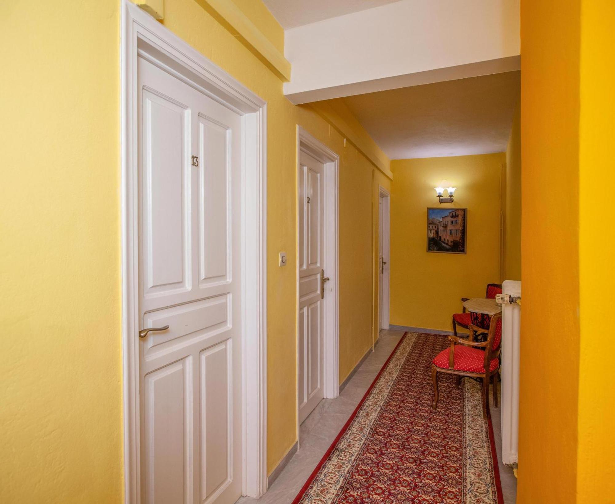 Byron Traditional Hotel Nafplio Bagian luar foto