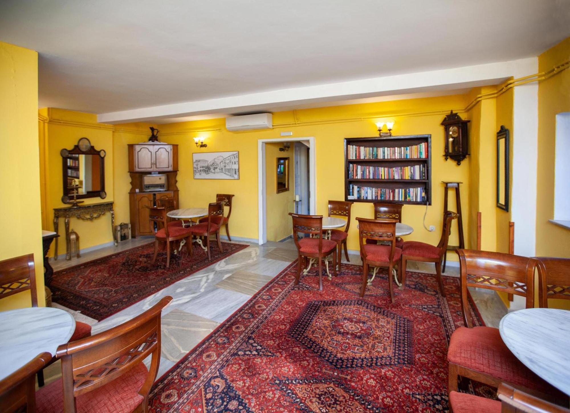 Byron Traditional Hotel Nafplio Bagian luar foto