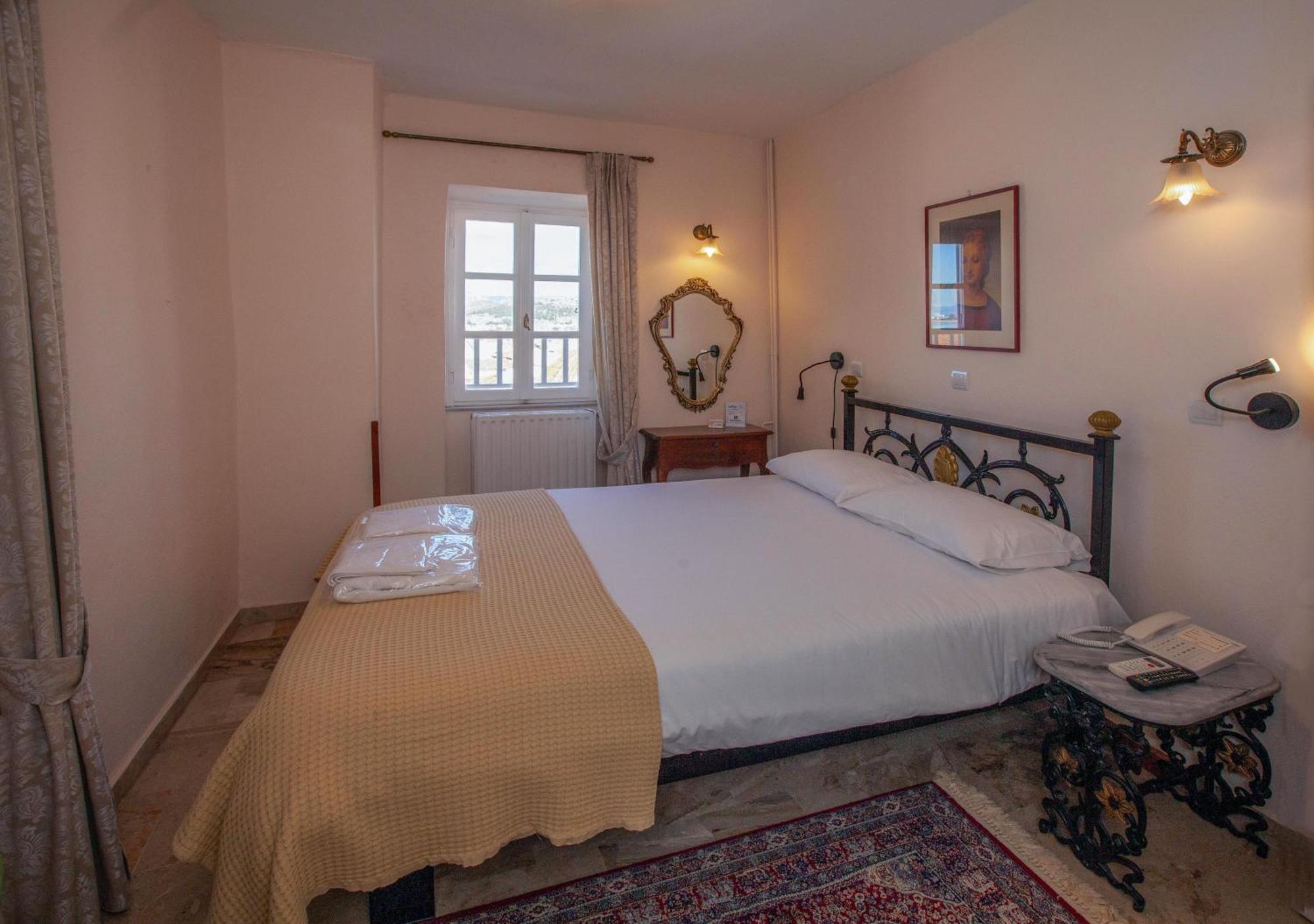 Byron Traditional Hotel Nafplio Ruang foto