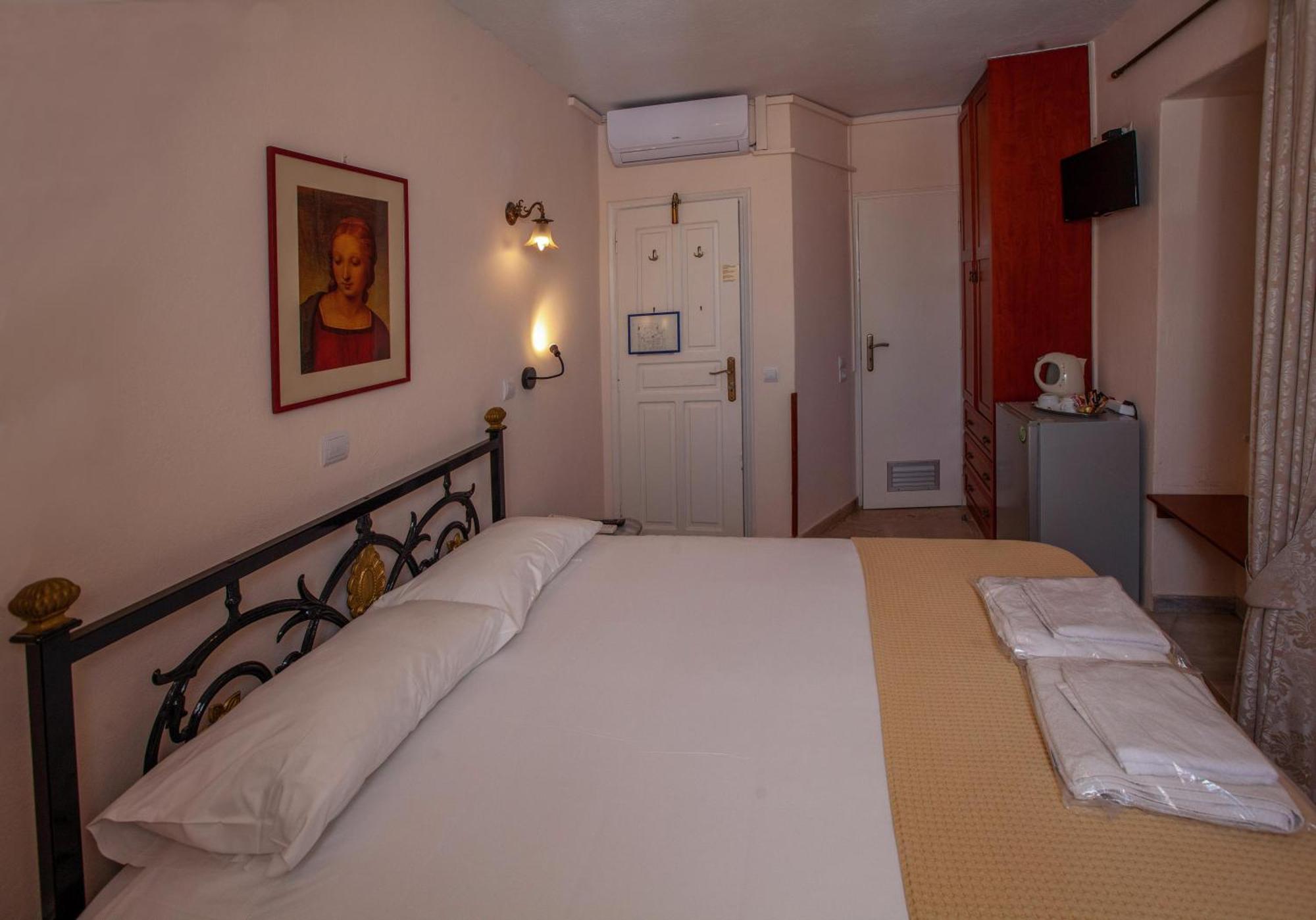 Byron Traditional Hotel Nafplio Ruang foto
