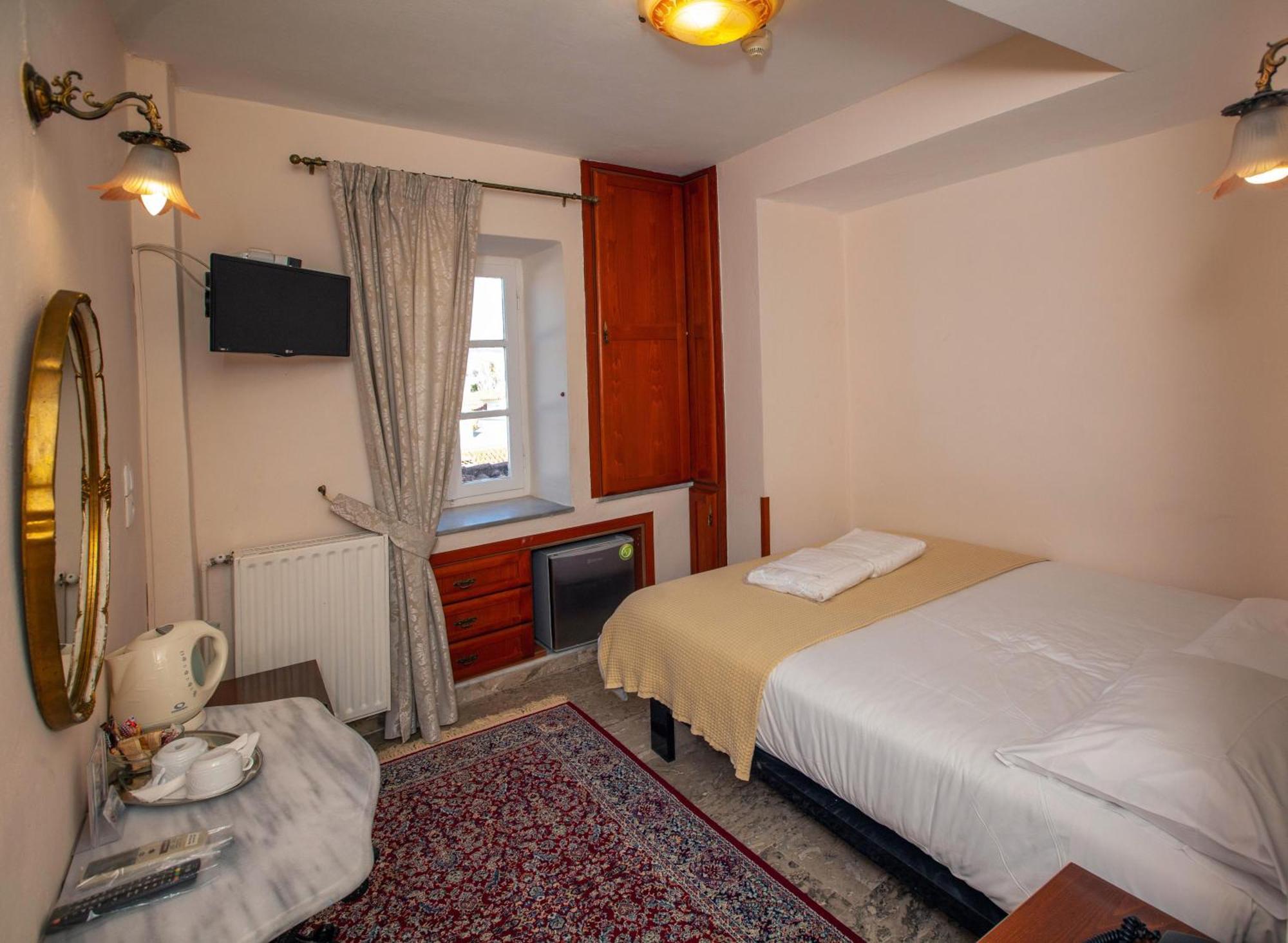 Byron Traditional Hotel Nafplio Ruang foto