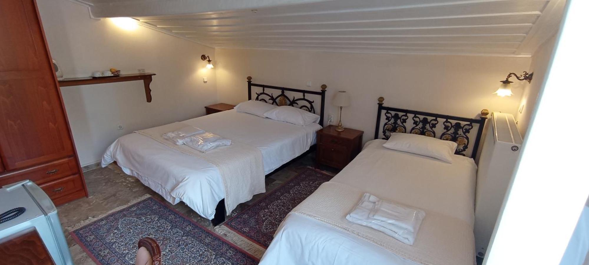 Byron Traditional Hotel Nafplio Bagian luar foto